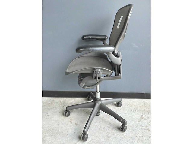 Herman miller aeron b bureaustoel - afbeelding 3 van  8