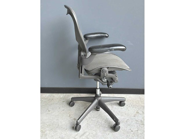 Herman miller aeron b bureaustoel - afbeelding 4 van  8