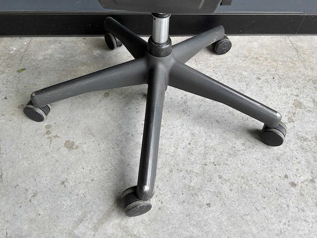 Herman miller aeron b bureaustoel - afbeelding 5 van  7
