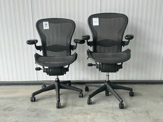 Herman miller aeron bureaustoel (2x) - afbeelding 1 van  6