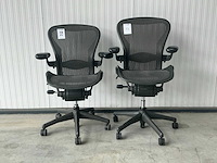 Herman miller aeron bureaustoel (2x) - afbeelding 1 van  6
