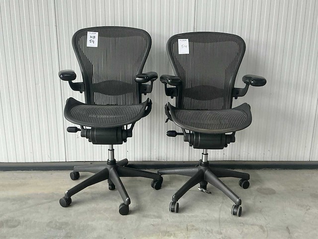 Herman miller aeron bureaustoel (2x) - afbeelding 1 van  6