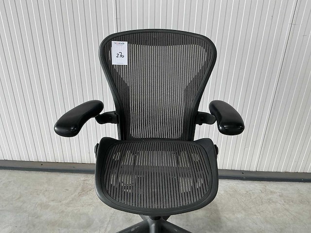 Herman miller aeron bureaustoel - afbeelding 2 van  5