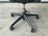 Herman miller aeron bureaustoel - afbeelding 4 van  5