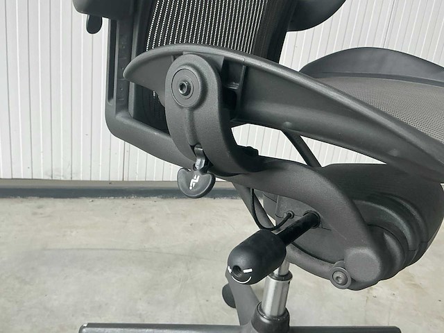 Herman miller aeron bureaustoel - afbeelding 5 van  5