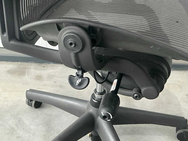 Herman miller aeron bureaustoel - afbeelding 5 van  5