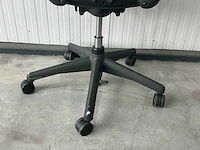 Herman miller aeron bureaustoel - afbeelding 5 van  6