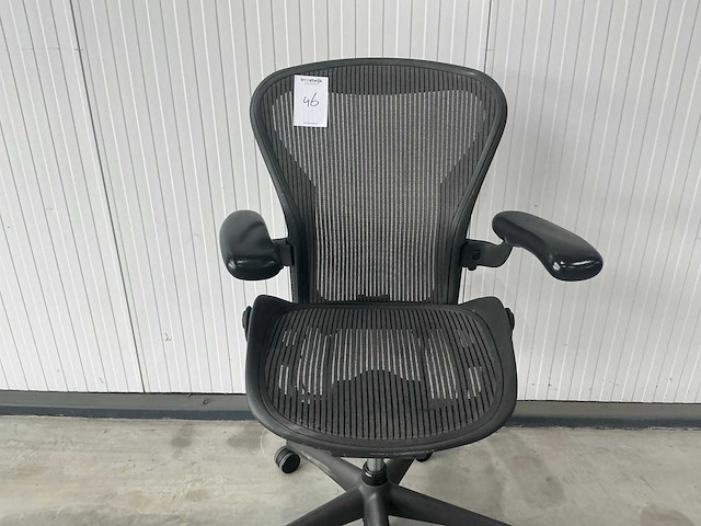 Herman miller aeron bureaustoel - afbeelding 5 van  6