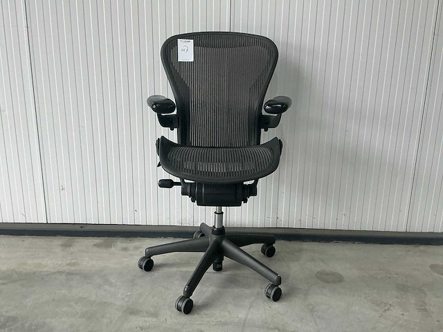 Herman miller aeron bureaustoel - afbeelding 1 van  6