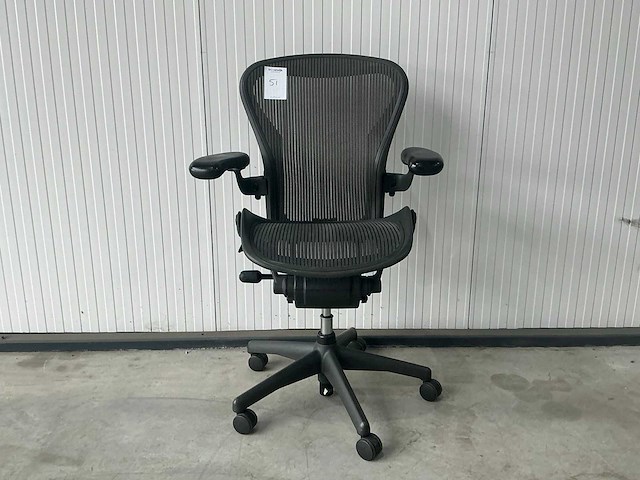Herman miller aeron bureaustoel - afbeelding 1 van  6