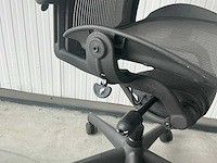 Herman miller aeron bureaustoel - afbeelding 4 van  6