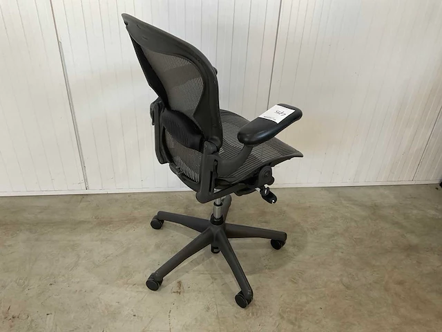 Herman miller aeron bureaustoel - afbeelding 3 van  5