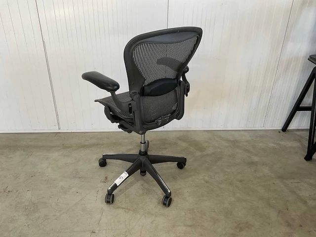Herman miller aeron bureaustoel - afbeelding 3 van  5