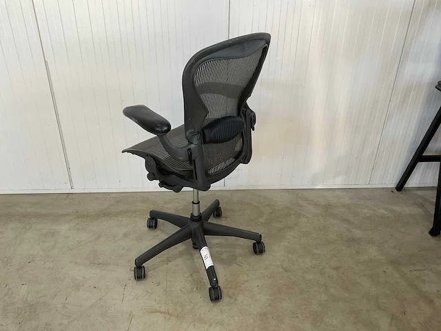 Herman miller aeron bureaustoel - afbeelding 2 van  5