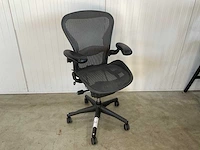 Herman miller aeron bureaustoel - afbeelding 4 van  5