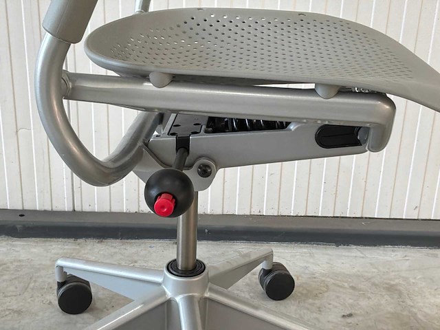 Herman miller caper bureaustoel - afbeelding 6 van  7