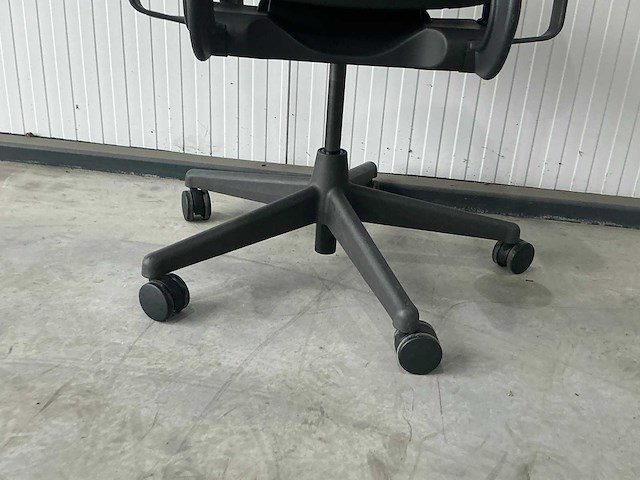 Herman miller celle bureaustoel - afbeelding 6 van  7