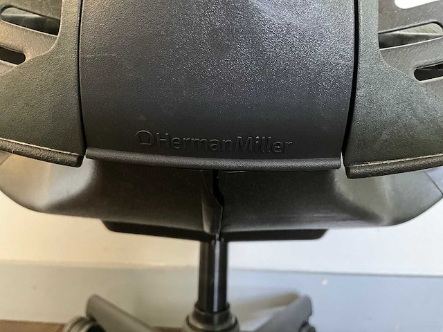 Herman miller mirra bureaustoel - afbeelding 6 van  6