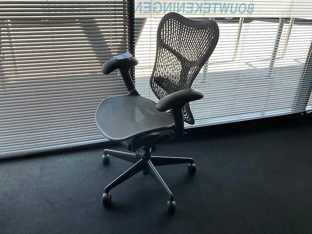 Herman miller mirra bureaustoel - afbeelding 3 van  8