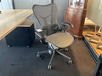 Herman miller mirra bureaustoel - afbeelding 1 van  8