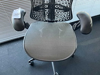 Herman miller mirra bureaustoel - afbeelding 7 van  8