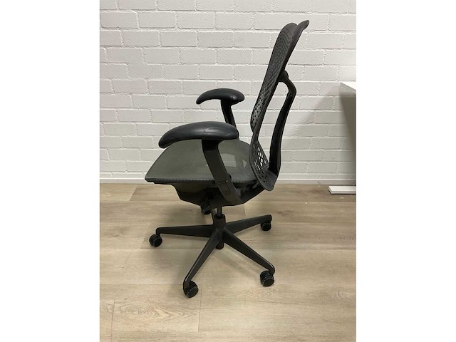 Herman miller mirra bureaustoel - afbeelding 4 van  9