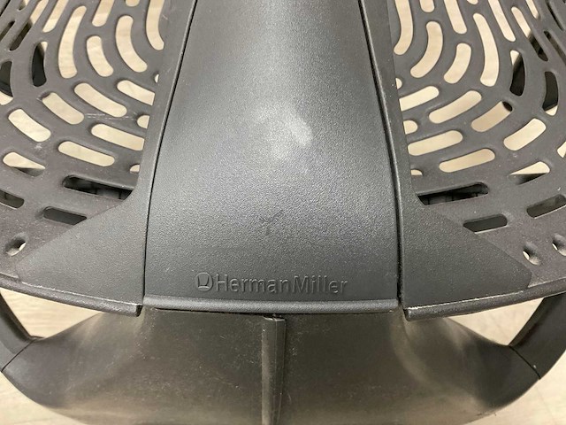 Herman miller mirra bureaustoel - afbeelding 9 van  9
