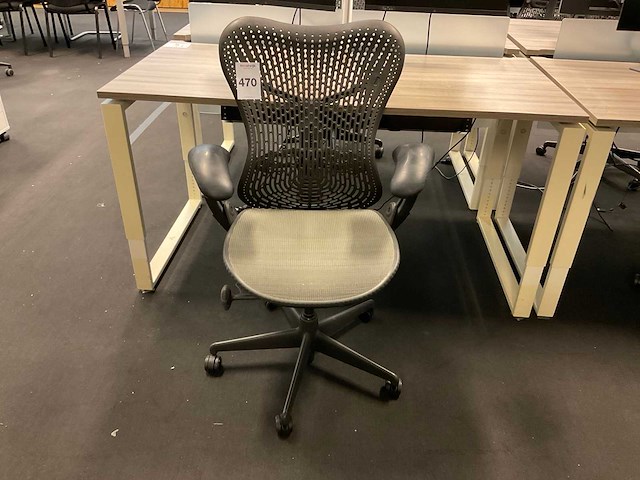 Herman miller mirra bureaustoel - afbeelding 2 van  8