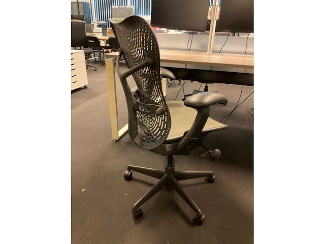 Herman miller mirra bureaustoel - afbeelding 5 van  8