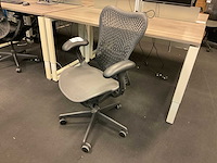 Herman miller mirra bureaustoel - afbeelding 3 van  9