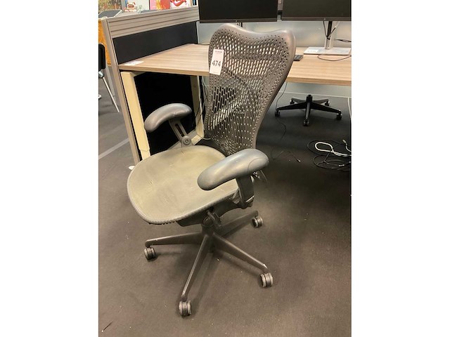 Herman miller mirra bureaustoel - afbeelding 3 van  9