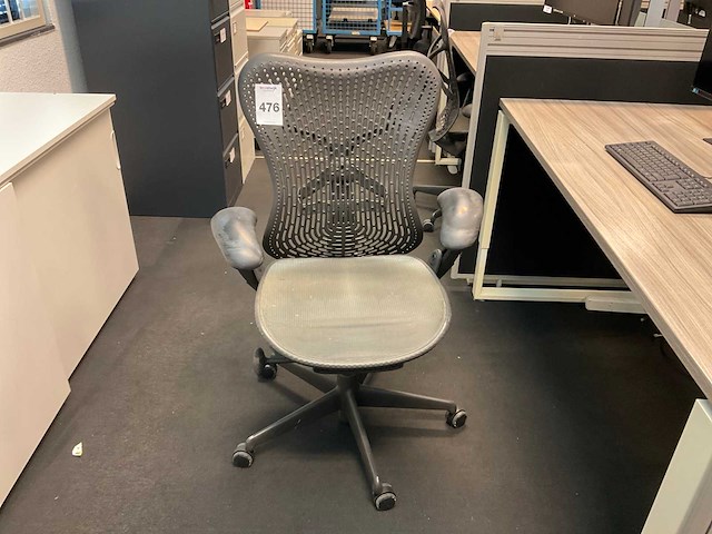 Herman miller mirra bureaustoel - afbeelding 4 van  11