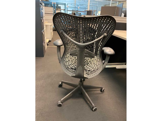 Herman miller mirra bureaustoel - afbeelding 7 van  11