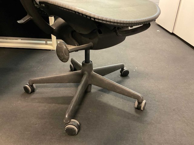 Herman miller mirra bureaustoel - afbeelding 2 van  11