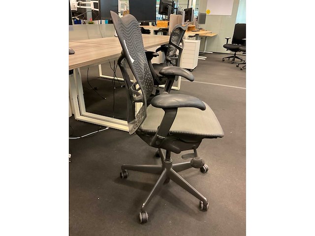 Herman miller mirra bureaustoel - afbeelding 5 van  9