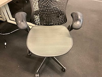 Herman miller mirra bureaustoel - afbeelding 7 van  9
