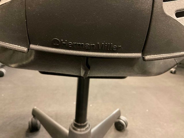 Herman miller mirra bureaustoel - afbeelding 9 van  9