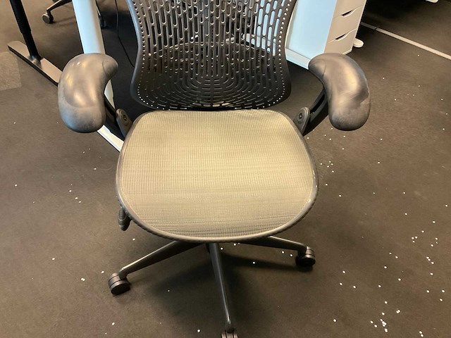 Herman miller mirra bureaustoel - afbeelding 7 van  9