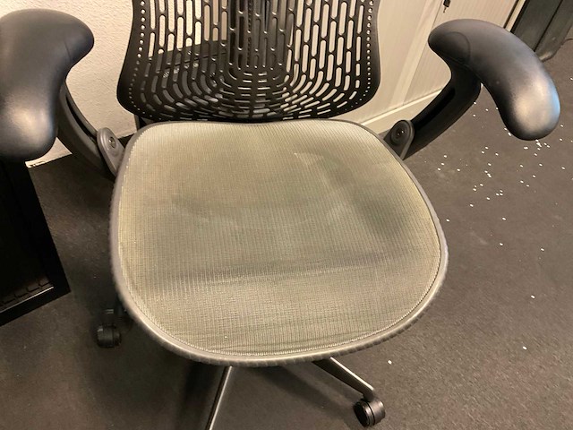 Herman miller mirra bureaustoel - afbeelding 2 van  12