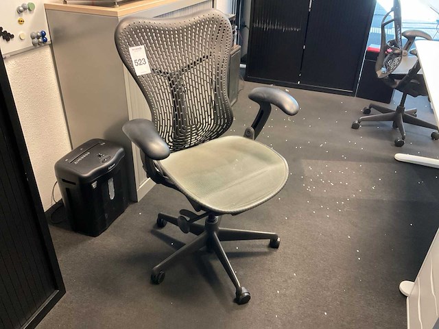 Herman miller mirra bureaustoel - afbeelding 5 van  12