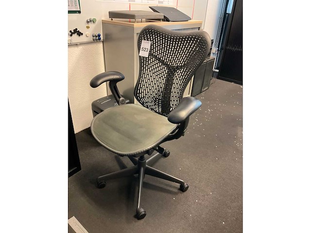 Herman miller mirra bureaustoel - afbeelding 8 van  12