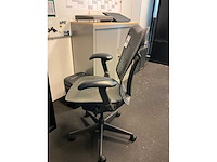 Herman miller mirra bureaustoel - afbeelding 9 van  12