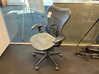 Herman miller mirra bureaustoel - afbeelding 3 van  9