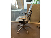 Herman miller mirra bureaustoel - afbeelding 4 van  9