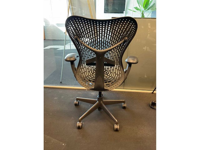 Herman miller mirra bureaustoel - afbeelding 5 van  9