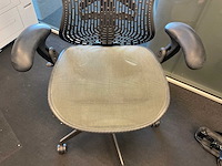 Herman miller mirra bureaustoel - afbeelding 7 van  9