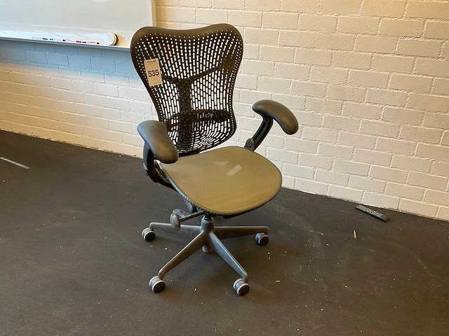 Herman miller mirra bureaustoel - afbeelding 1 van  9