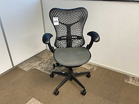 Herman miller mirra bureaustoel - afbeelding 2 van  9