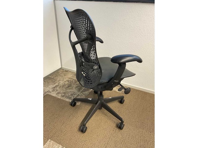 Herman miller mirra bureaustoel - afbeelding 6 van  9