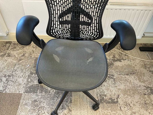 Herman miller mirra bureaustoel - afbeelding 10 van  12